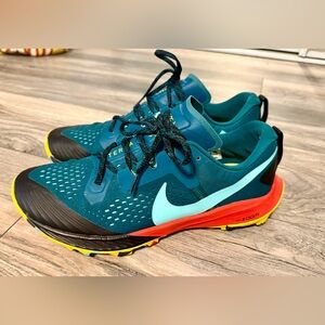 Nike trail terra kiger men’s size 10 and women’s size 8